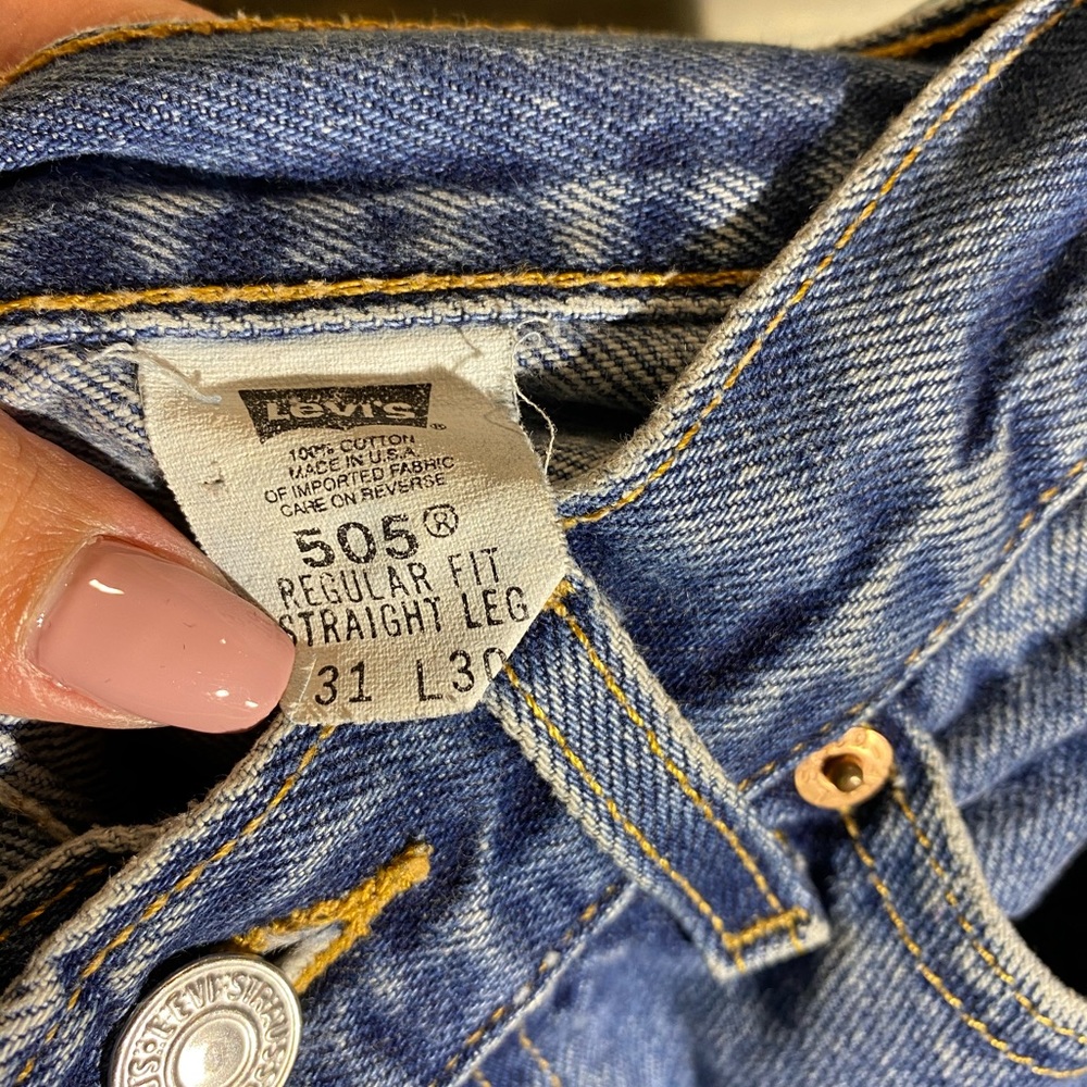 Levi high waist shorts - Picture 9 of 10